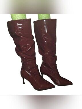 Women's Burgundy Slouchy Pointed-Toe Knee Boots